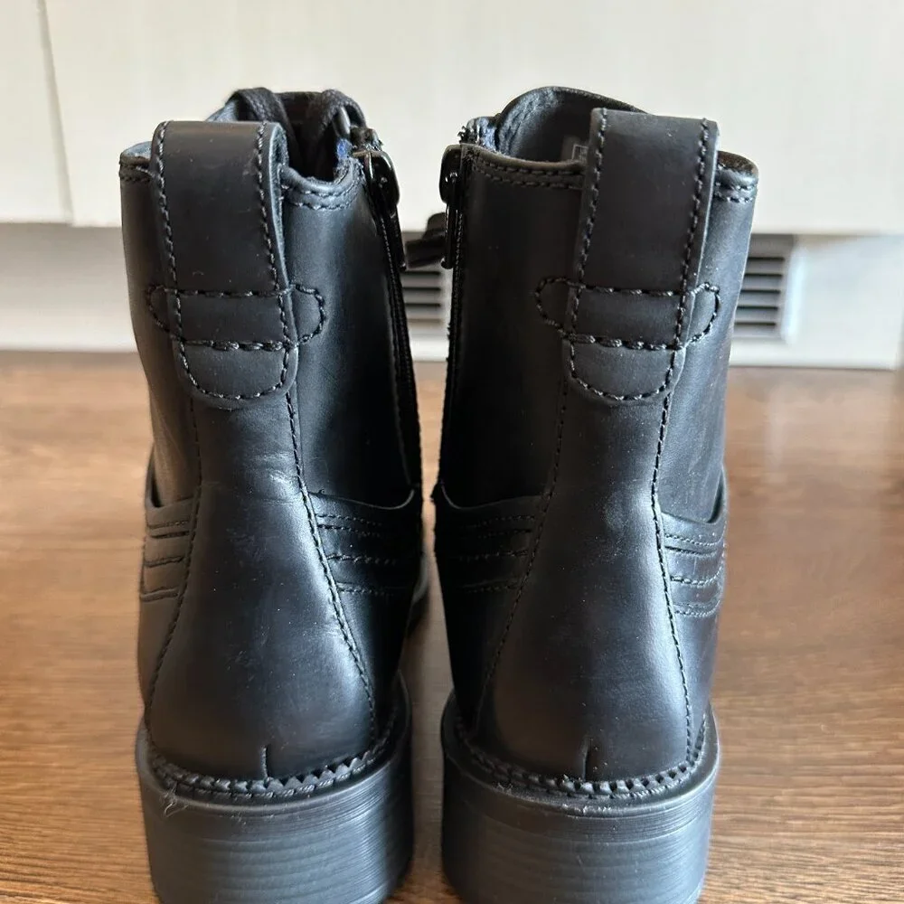 BNIB Clarks Black Maye Combat Leather Boots - Size 6 - Picture 3 of 8